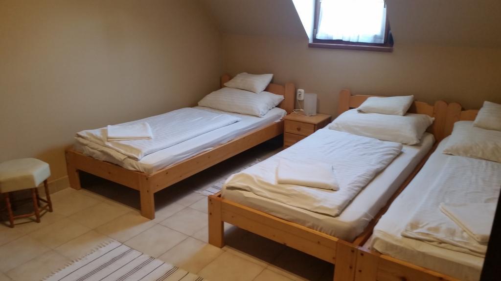 Székely Vendégház Hotel Esztergom Quarto foto